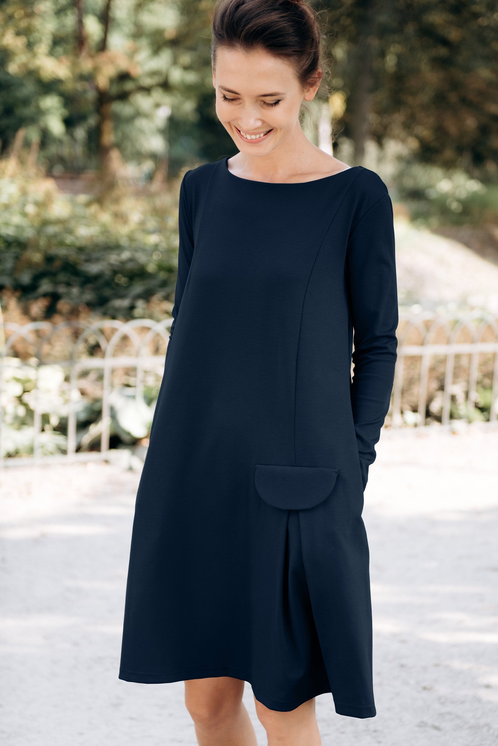 Robe ravissante, noire, taille L